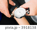 3918138