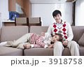 3918758