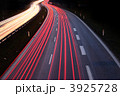 3925728
