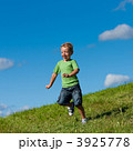 3925778