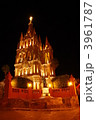 メキシコの中世都市サンミゲル・デ・アジェンデの夜景