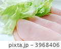 レタスとハム