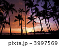 ハワイ島のカイルア・コナの夕陽