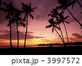 ハワイ島のカイルア・コナの夕陽