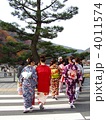 京都　嵐山　渡月橋の和装女性