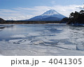 素材ナンバー 4041305 : 「精進湖　冬」
