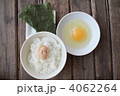 ご飯と海苔とたまご