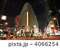 夜のヘップナビオと観覧車