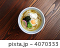 真上からの月見うどん