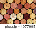 4077995