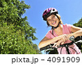 4091909