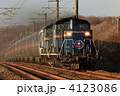 4123086