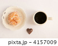 ドーナツ　コーヒー　チョコレート