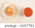 ドーナツと野菜ジュース