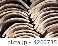 4200735