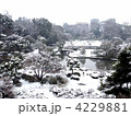 東京・六義園の雪景色