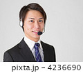男性オペレーター（グレーバック）