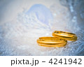 4241942