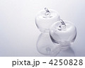 ガラスのリンゴ