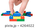 4264022