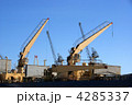 4285337