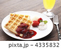 ワッフルとフルーツ