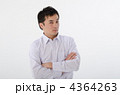 ストライプのシャツを着たビジネスマン