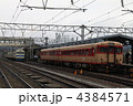 4384571