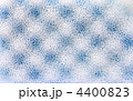 4400823
