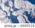 4409518