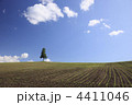 4411046