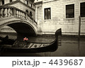 4439687