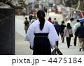 神社の巫女さん