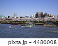 春の墨田川