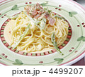 クリームソースのスパゲティ