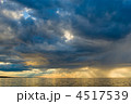 4517539