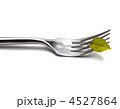 4527864
