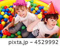 4529992