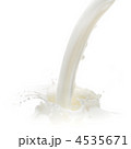 4535671