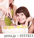 4557823
