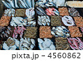 4560862