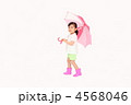 女の子　雨の日イメージ