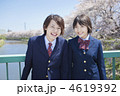 男女高校生のポートレート