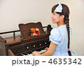 弾く