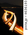夜の高速道路