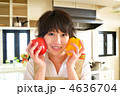 主婦と野菜・キッチン