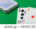 4644136