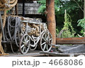 4668086