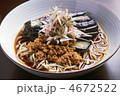 揚げ茄子とそぼろの蕎麦