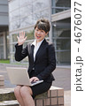 働く女性